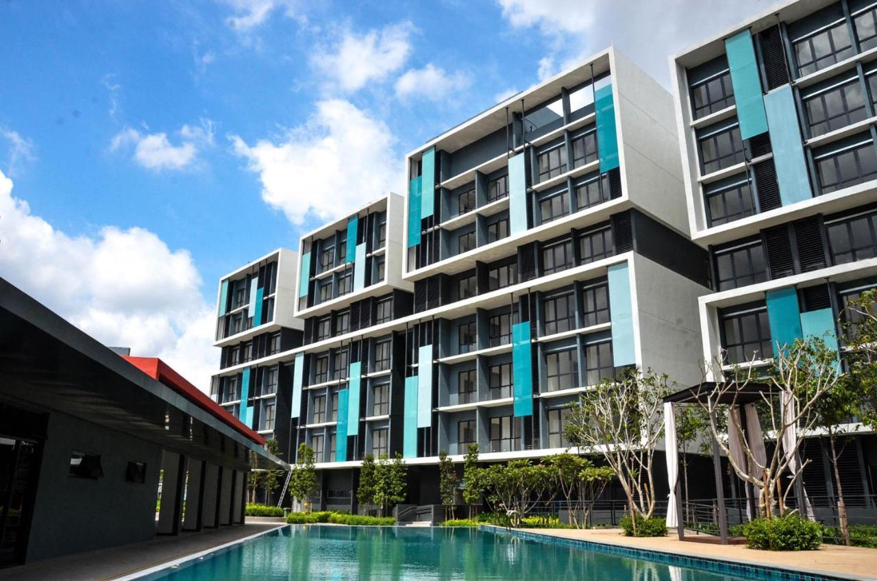 The Miere Suites @ Klia Sepang Extérieur photo